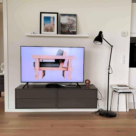 Bo Med Stil Og Udsigt Til Aarhus Lystbadehavn Apartment Bagian luar foto