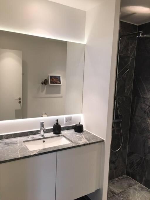 Bo Med Stil Og Udsigt Til Aarhus Lystbadehavn Apartment Bagian luar foto
